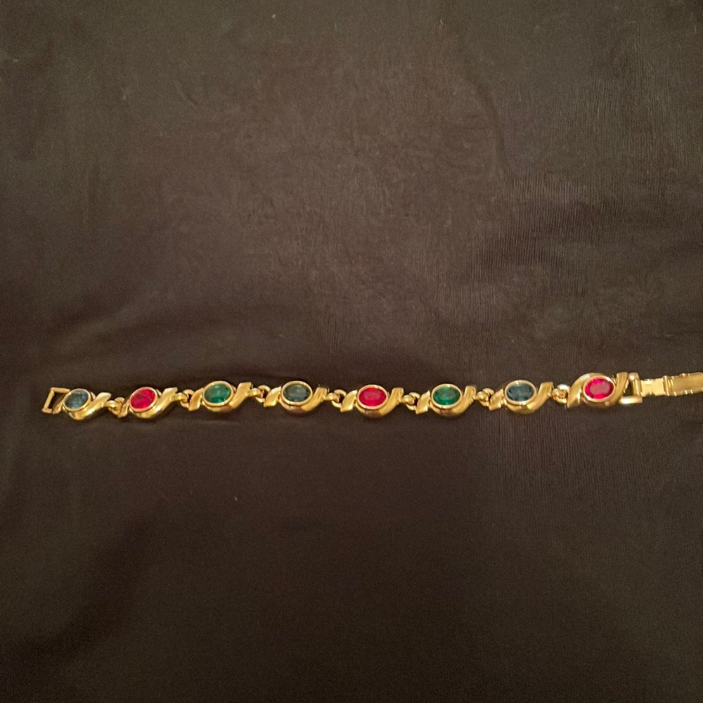 Multi colored jewel bracelet